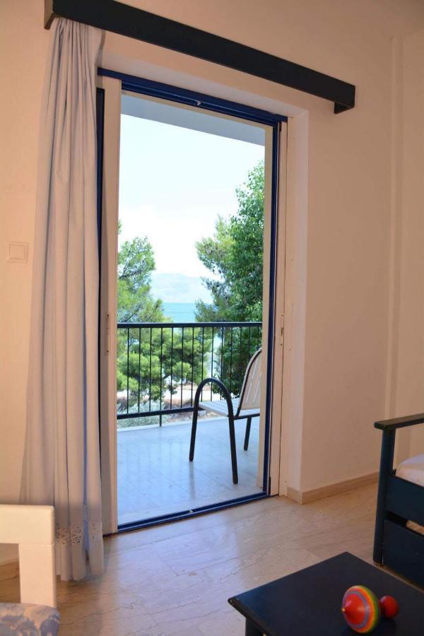 Galaxídhion Helen'S Appartments מראה חיצוני תמונה